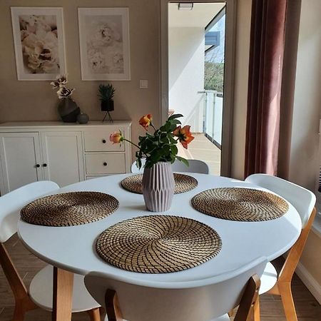 Zamiejska Modern Apartments Nowy Apartamentowiec Winda 斯武普斯克 外观 照片